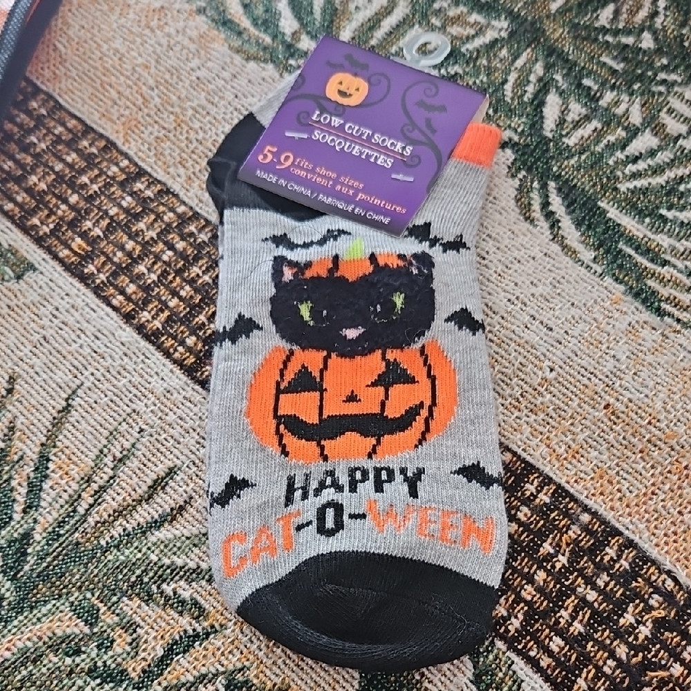 Halloween SOCKS With Cat & Pumpkin Grey New